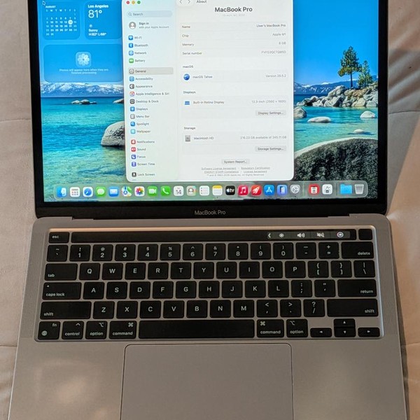 MacBook Pro 2020 - 13 inch - 256 GB, Gray, 8 GB, Apple M1