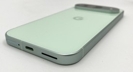 Mint
													Google Pixel 9 - Unlocked, Wintergreen, 128 GB, 12 GB, G2YBB, photo 5 of 5