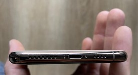 Mint
													Apple iPhone Xs Max - Unlocked, Gold, 256 GB, A1921, photo 3 of 7