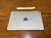 Apple iPad Mini 4