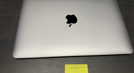 Good
													MacBook Retina 2015 - 12" - Gray, 256 GB, 8 GB, photo 2 of 9