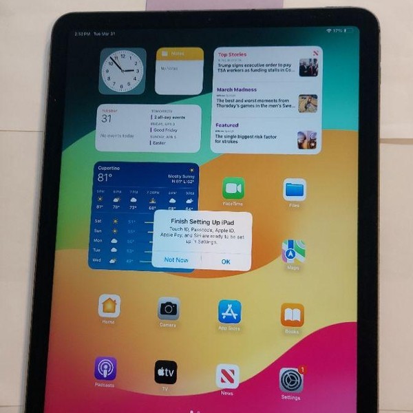 Apple iPad Air 4th Gen - Unlocked, 64 GB, Gray, A2324