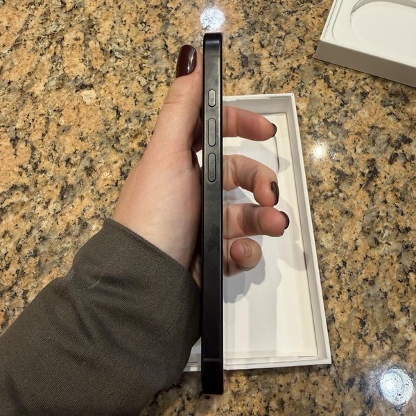 Apple iPhone 16 Pro - Unlocked, 512 GB, Black, A3083