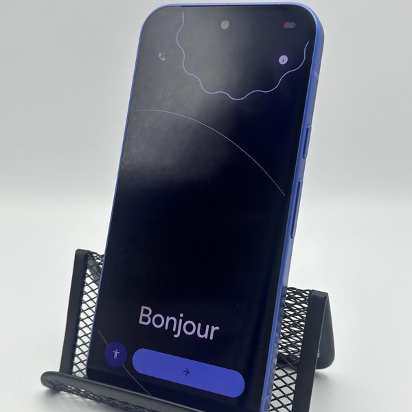 Google Pixel 10 - T-Mobile, 128 GB, Indigo, GLBW0