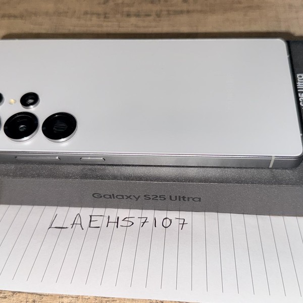 Samsung Galaxy S25 Ultra - Unlocked, 512 GB, Whitesilver, 12 GB, SM-S938U1