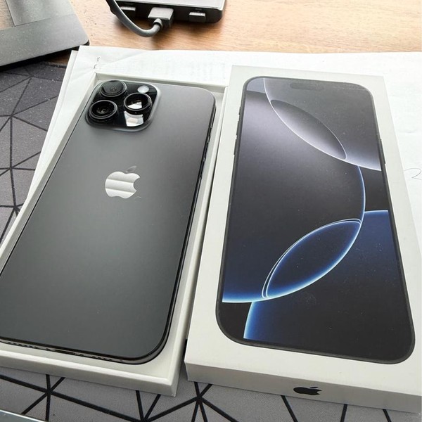 Apple iPhone 16 Pro Max - Unlocked, 256 GB, Black, A3084