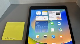Fair
													Apple iPad 9th Gen - Unlocked, Gray, 64 GB, A2603, photo 1 of 5