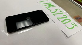 Mint
													Apple iPhone SE 3rd Gen 2022 - Unlocked, Midnight, 64 GB, A2595, photo 4 of 7