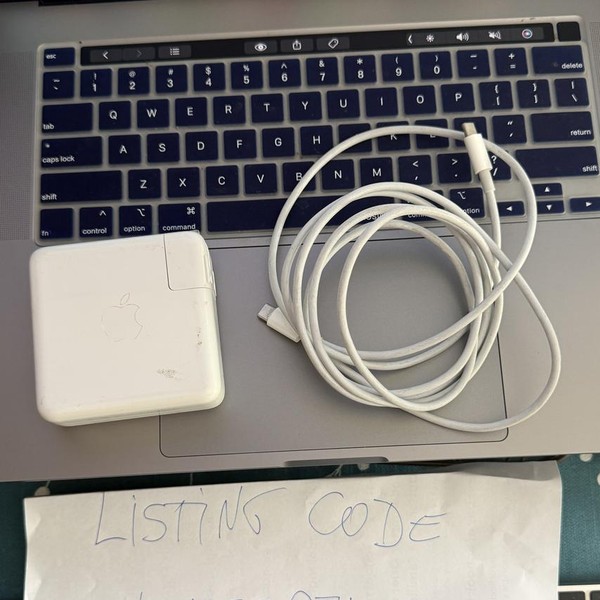 MacBook Pro 2019 - 16 inch - 2 TB, Silver, 32 GB, Intel Core i9
