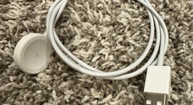 Good
													Apple Watch Series 5 40mm - Gold, A2092 - GPS, Aluminum, photo 3 of 10