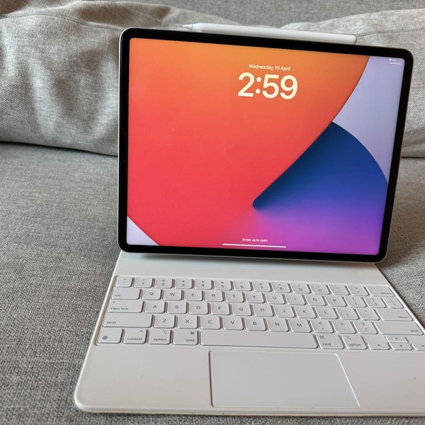 Apple iPad Pro 12.9 inch 5th Gen 2021 - Wi-Fi, 128 GB, Silver