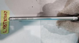 Mint
													Apple iPhone SE 2nd Gen 2020 - T-Mobile, White, 64 GB, A2275, photo 5 of 6