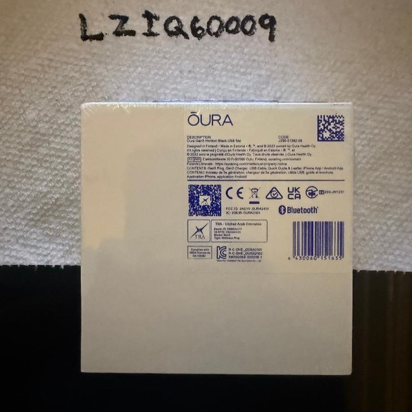 Oura Ring Gen 3 - Black, Size 8, Horizon