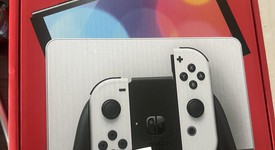 New
													Nintendo Switch - OLED - White, 64 GB, photo 5 of 5