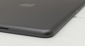 Fair
													Apple iPad 8th Gen - Wi-Fi, Gray, 32 GB, A2270, photo 5 of 6