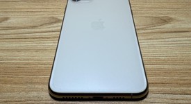 Good
													Apple iPhone 11 Pro Max - Unlocked, Gold, 64 GB, A2161, photo 5 of 7