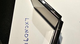 Good
													Samsung Galaxy Z Flip4 5G - Unlocked, Custom, 256 GB, 8 GB, SM-F721U1, Bespoke Edition, photo 5 of 9