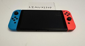 Mint
													Nintendo Switch - OLED - Red & Blue, 64 GB, photo 3 of 10
