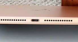 Good
													Apple iPad Pro 10.5" - Wi-Fi, Rose Gold, 64 GB, photo 5 of 5