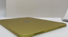 Mint
													Apple iPad 10th Gen - Unlocked, Yellow, 256 GB, A2757, photo 5 of 5