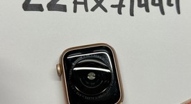 Fair
													Apple Watch SE 1st Gen 40mm - Gold, A2351 - GPS, Aluminum, photo 2 of 7