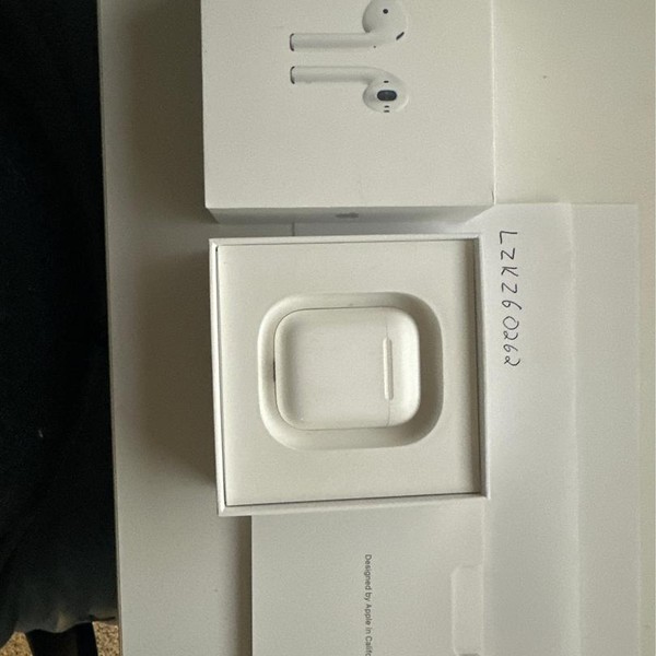 Apple AirPods 1st Gen - Lightning Case
