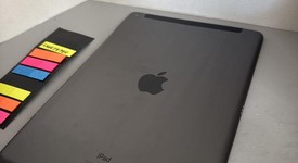 Good
													Apple iPad 9th Gen - Unlocked, Gray, 256 GB, A2603, photo 4 of 5