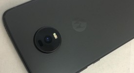 Good
													Moto Z4 - Unlocked, Gray, 128 GB, 4 GB, photo 3 of 8