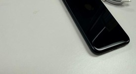Mint
													Apple iPhone SE 3rd Gen 2022 - Unlocked, Midnight, 64 GB, A2595, photo 2 of 7
