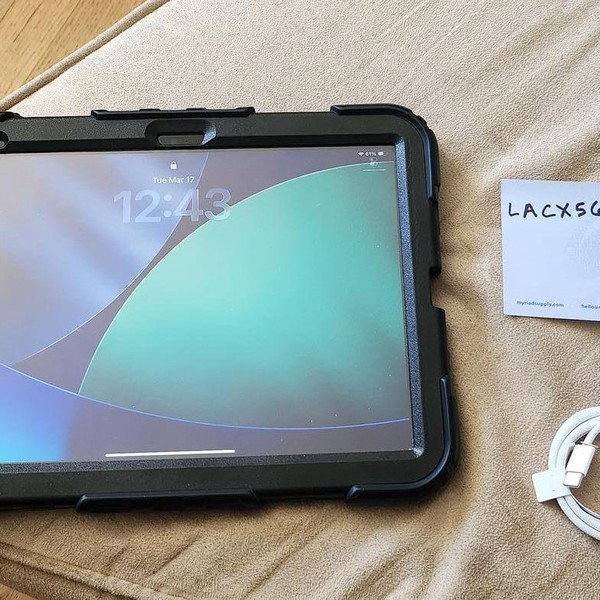 Apple iPad 10th Gen - Wi-Fi, 64 GB, Silver, A2696