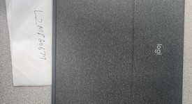 Used
													Logitech Combo Touch for iPad Pro - Gray, 11" 1st-4th Gen, photo 1 of 5