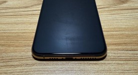 Fair
													Apple iPhone 11 Pro Max - Unlocked, Gold, 64 GB, A2161, photo 2 of 8