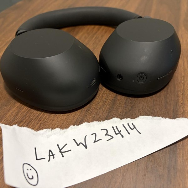 Sony WH-1000XM6 - Black