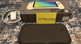 Mint
													Logitech G Cloud - White, 64 GB, photo 3 of 9