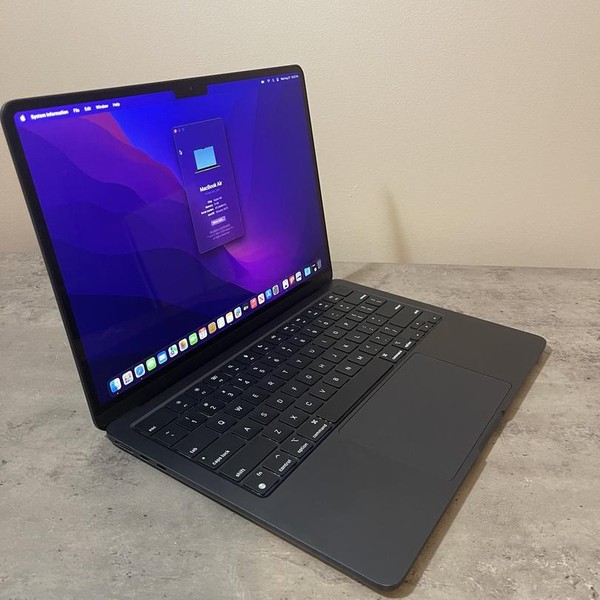 MacBook Air 2024 (M3) - 13 inch - 256 GB, Midnight, 8 GB, Apple M3, 8-core GPU