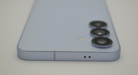 Mint
													Samsung Galaxy S25 - AT&T, Icy Blue, 256 GB, 12 GB, SM-S931U, photo 4 of 10