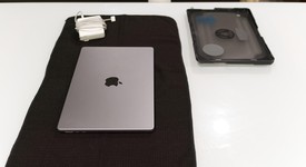 Good
													MacBook Pro 2021 - 14" - Apple M1 Max, Gray, 2 TB, 64 GB, photo 2 of 14