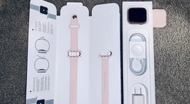 Mint
													Apple Watch Series 5 44mm - Gold, A2093 - GPS, Aluminum, photo 2 of 9