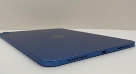 Mint
													Apple iPad 10th Gen - Unlocked, Blue, 64 GB, A2757, photo 5 of 7