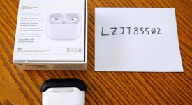 Used
													Apple AirPods Pro 2nd Gen - Lightning, photo 2 of 10