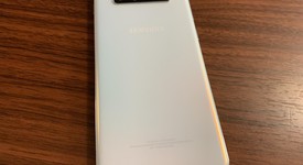 Good
													Samsung Galaxy S10 Plus - Unlocked Non-US, White, 128 GB, 8 GB, SM-G975W, photo 3 of 3
