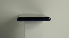 Good
													Samsung Galaxy Note 9 - Unlocked, Blue, 128 GB, 6 GB, SM-N960U1, photo 5 of 10