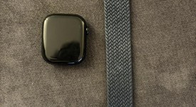 Good
													Apple Watch Series 10 42mm - Black, A2997 - GPS, Aluminum, photo 1 of 9