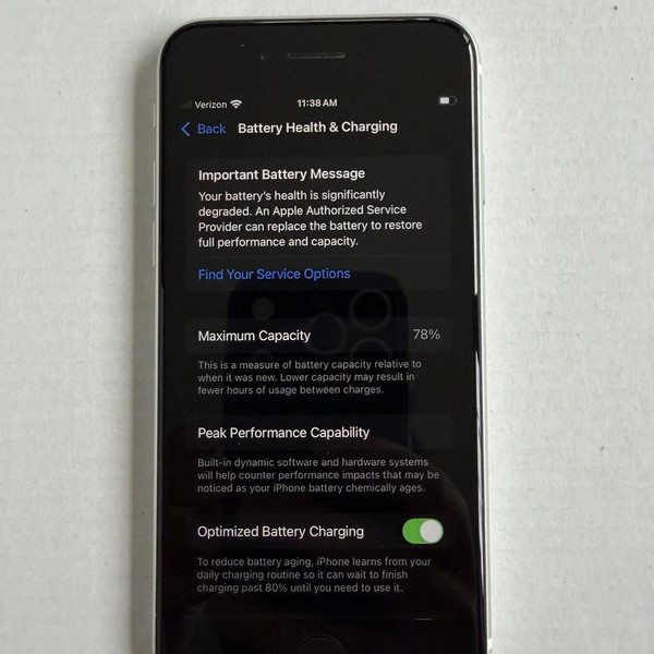 Apple iPhone SE 2nd Gen 2020 - Unlocked, White, 128 GB, A2275