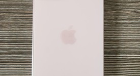 Mint
													Apple iPhone 15 - Boost, Pink, 128 GB, A2846, photo 2 of 11