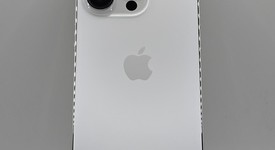 Mint
													Apple iPhone 14 Pro - Unlocked, Silver, 128 GB, A2650, photo 3 of 8