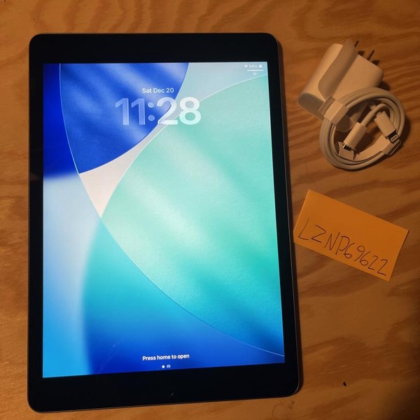 Apple iPad 9th Gen - Wi-Fi, 64 GB, Gray, A2602
