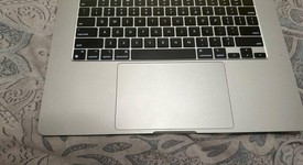 Good
													MacBook Air 2023 - 15" - Apple M2, Silver, 1 TB, 16 GB, photo 4 of 6