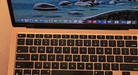 Good
													MacBook Air 2020 - 13" - Apple M1, Gold, 256 GB, 8 GB, photo 1 of 9