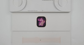 New
													Apple Watch Series 11 42mm - Unlocked, Rose Gold, A3335 - Cellular, Aluminum, photo 1 of 3